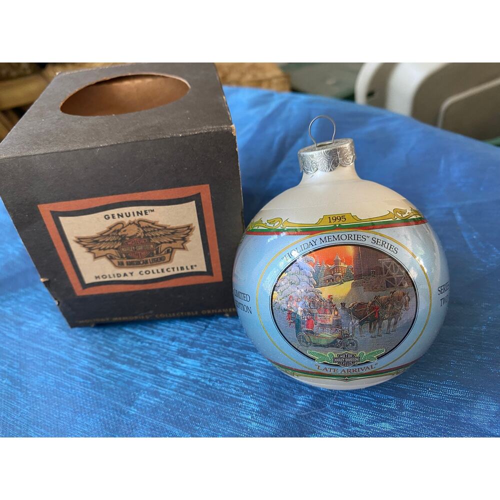 Harley-Davidson Holiday Memories Glass Christmas Ornament w/ Original Box